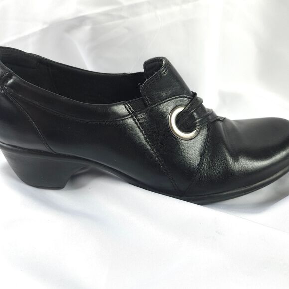 Clarks Bendables Women's 7M Black Leather Upper Stretch Slip On Bootie 38476 - Picture 10 of 12